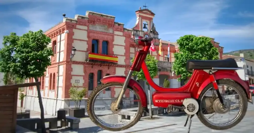 Vespino GL, (prestada por una amiga)