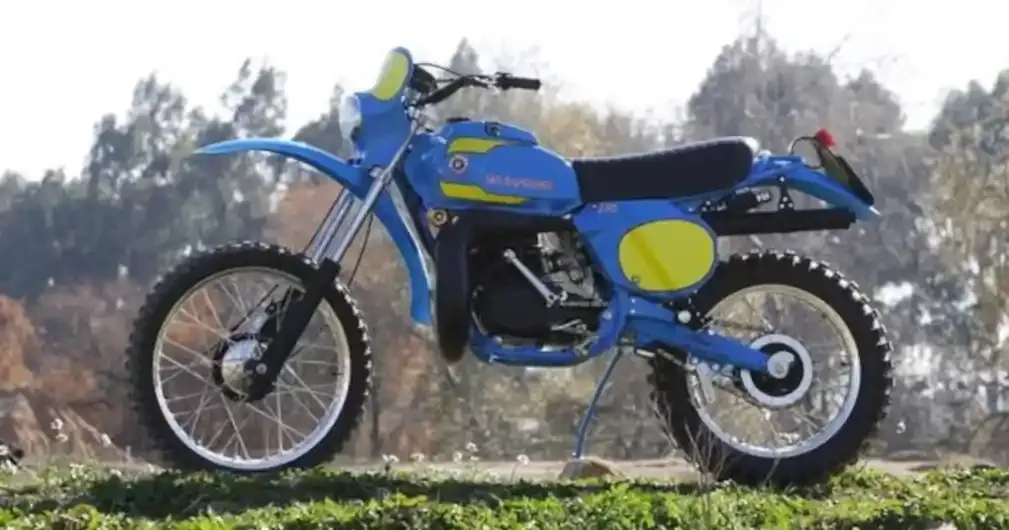 Bultaco Frontera MK11 (de un socio del Moto-Club Rascafría)