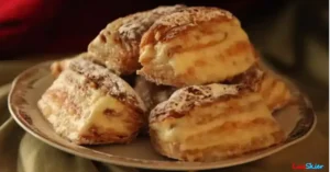Las marinas son unos pasteles de gran popularidad en la provincia de Valladolid y en toda la comarca de Tierra de Campos. Es un pastel de hojaldre relleno de crema que se elabora en la localidad de Medina de Rioseco. Son unos pasteles crujientes, aunque la crema no permite que se rompan, muy jugosos, sin ser demasiado dulces. Se recubren con una capa de azúcar glasé. Tan solo se trabaja en una pastelería de la localidad, cuyos propietarios han ido pasando la receta de padres a hijos y la custodian celosamente. El único punto donde se pueden comprar es el obrador de la familia Marina, a cuyo apellido rinden honor estos hojaldres.